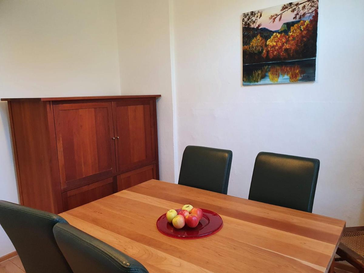 Ferienwohnung Ost - Alte Schule Sachswitz Greiz Bagian luar foto